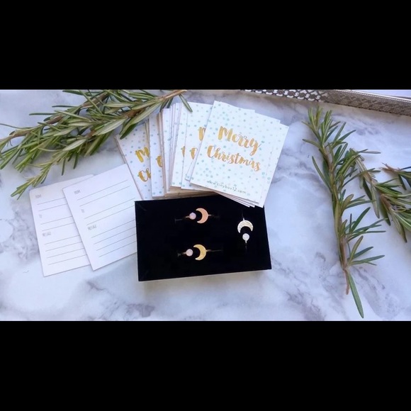 Moon shaped inlay small moonstone ring - Picture 9 of 9